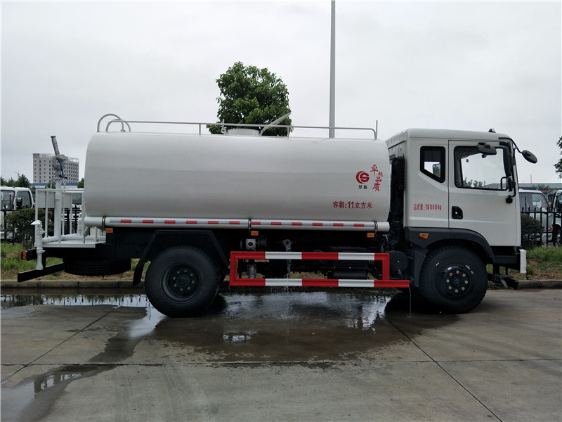 東風T3灑水車