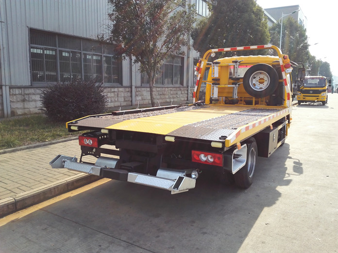 福田歐馬可藍(lán)牌清障車(chē)
