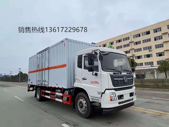 東風(fēng)天錦易燃固體廂式運輸車（國六）