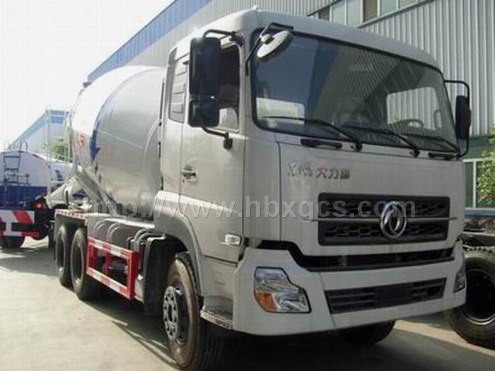 東風(fēng)大力神混凝土攪拌運(yùn)輸車(chē)